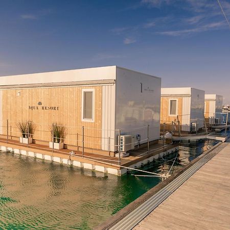 Aqua Resort Giulianova - Houseboat Experience 外观 照片