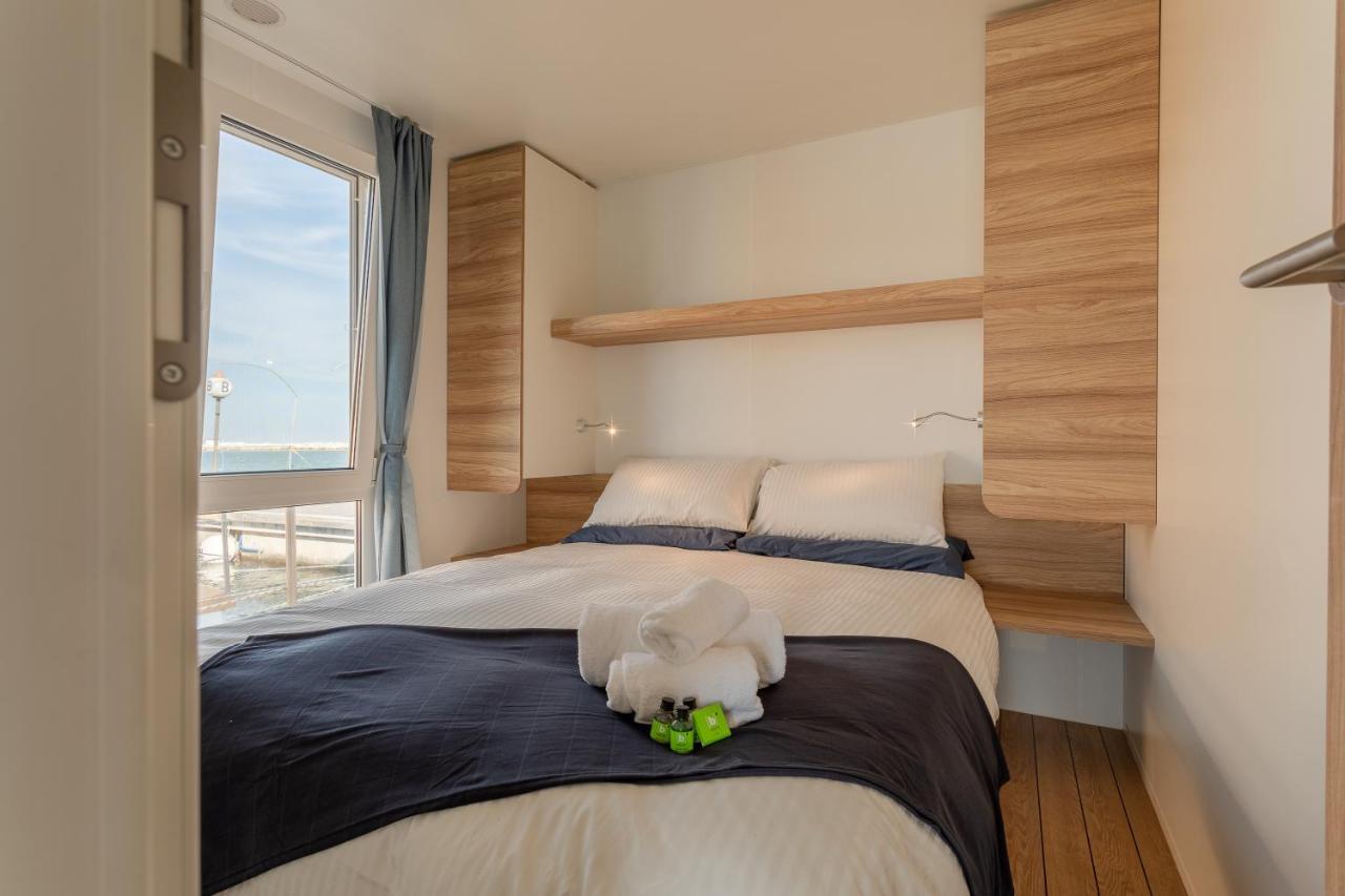 Aqua Resort Giulianova - Houseboat Experience 外观 照片