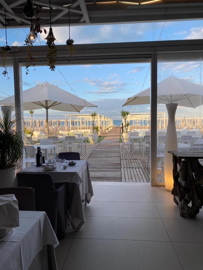Aqua Resort Giulianova - Houseboat Experience 外观 照片