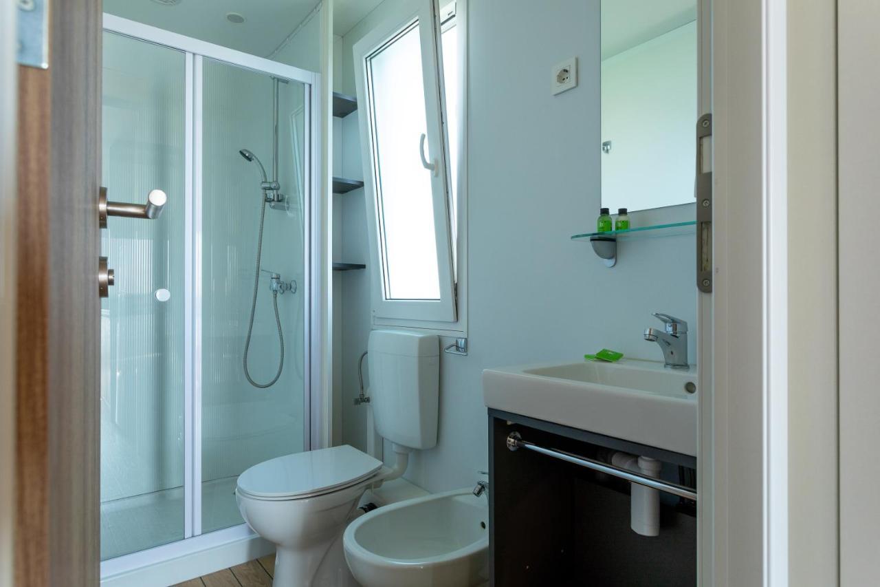Aqua Resort Giulianova - Houseboat Experience 外观 照片