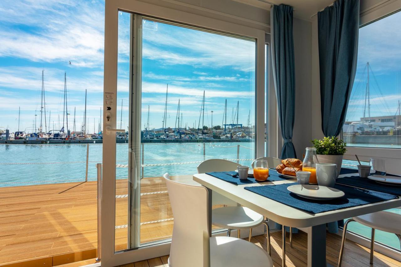 Aqua Resort Giulianova - Houseboat Experience 外观 照片