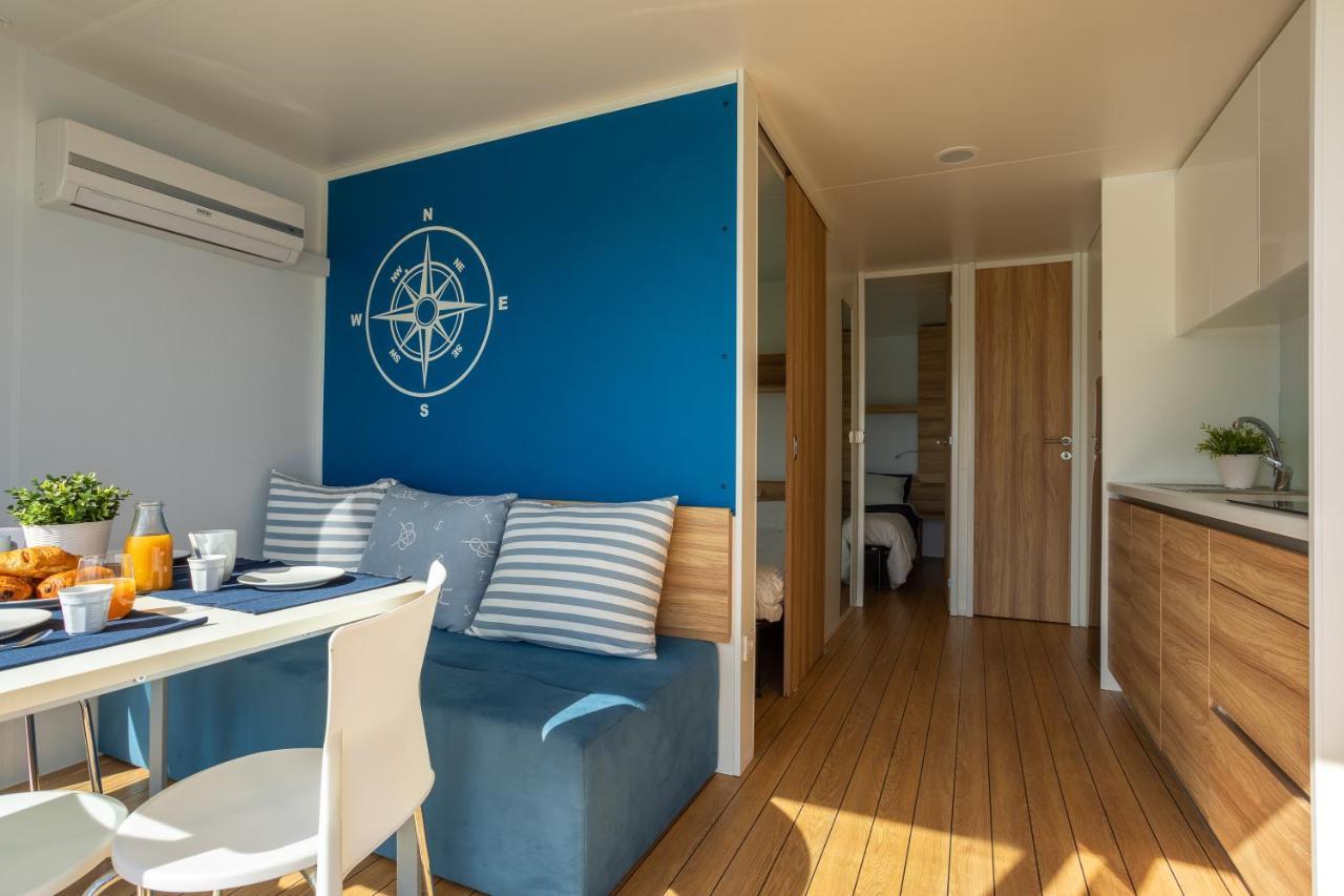 Aqua Resort Giulianova - Houseboat Experience 外观 照片