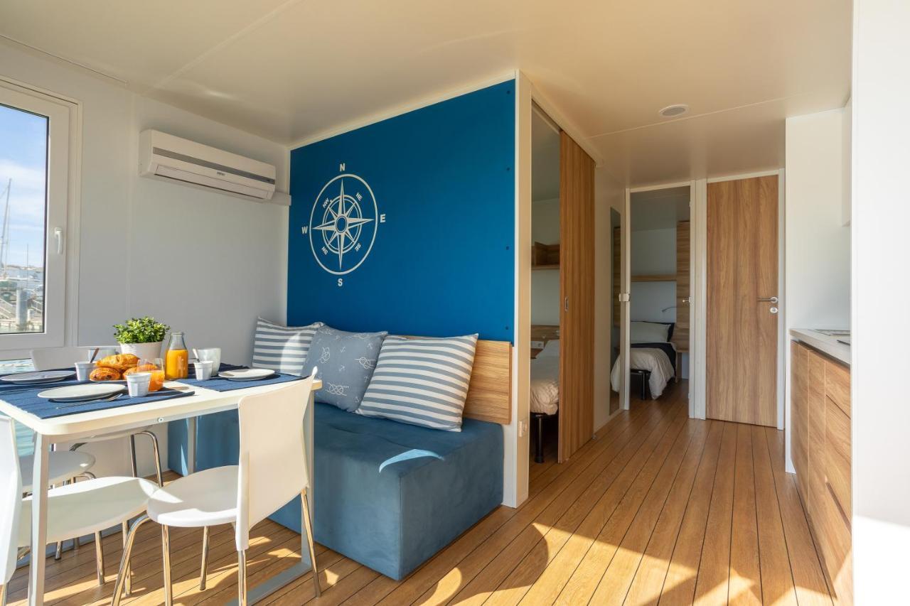 Aqua Resort Giulianova - Houseboat Experience 外观 照片